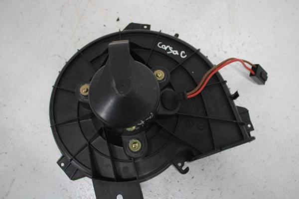 VENTILATEUR DE CHAUFFAGE OPEL CORSA C - Vue 2